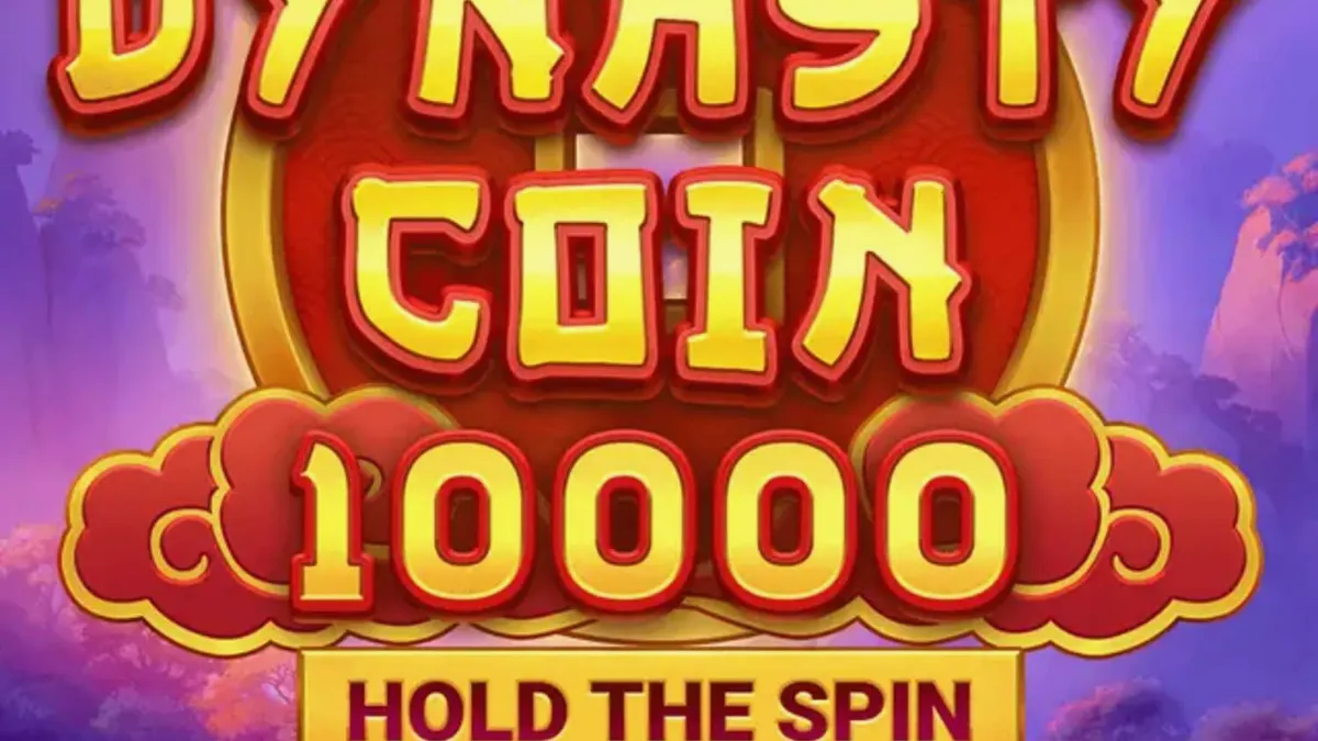 Tampilan visual slot Dynasty Coin 10,000 dengan latar belakang pegunungan Oriental yang megah